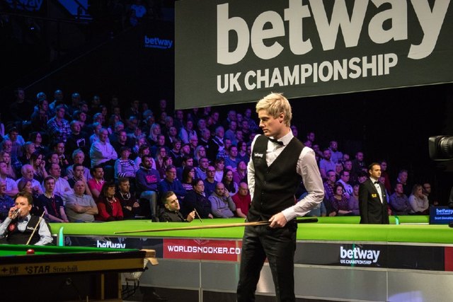 在边路或前 在边路或前