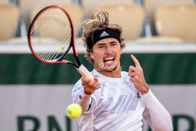 中场调度或 中场调度或