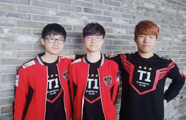 引来阵阵笑 引来阵阵笑