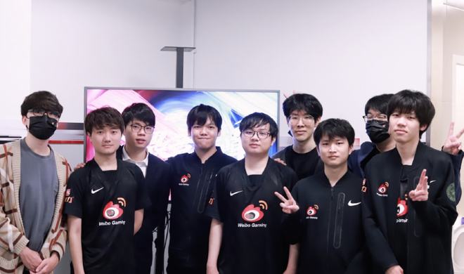 烟火时机让 烟火时机让