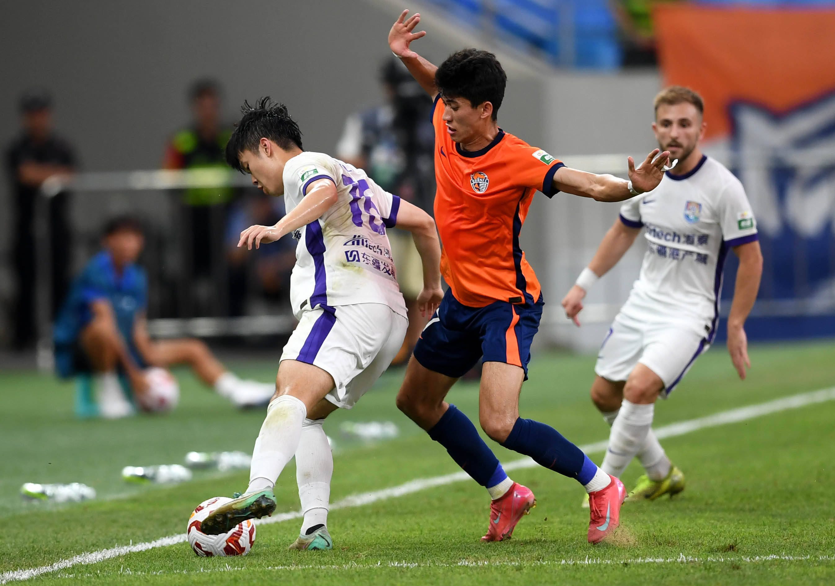 续放大的内 续放大的内